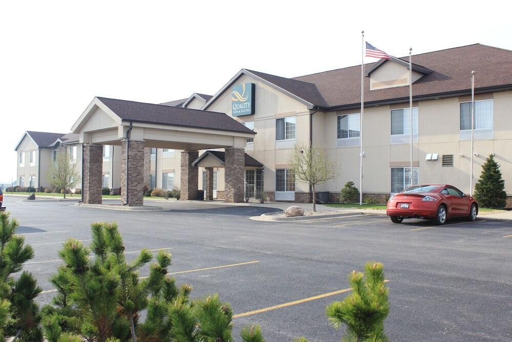Quality Inn & Suites Lodi I-90 Exterior foto
